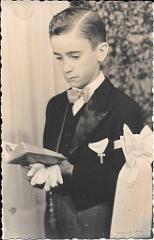 COMMUNION A BURDEAU EGLISE ST PIERRE ST PAUL 1958 06 15 DE SERGE MOLINA